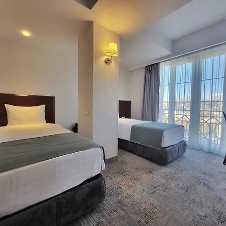 A5 Hotel Tbilisi ภายนอก รูปภาพ