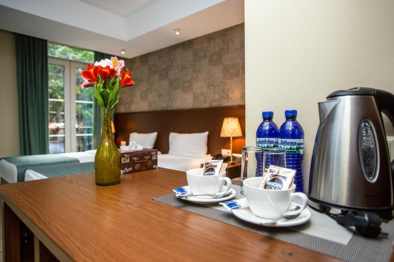 A5 Hotel Tbilisi ภายนอก รูปภาพ