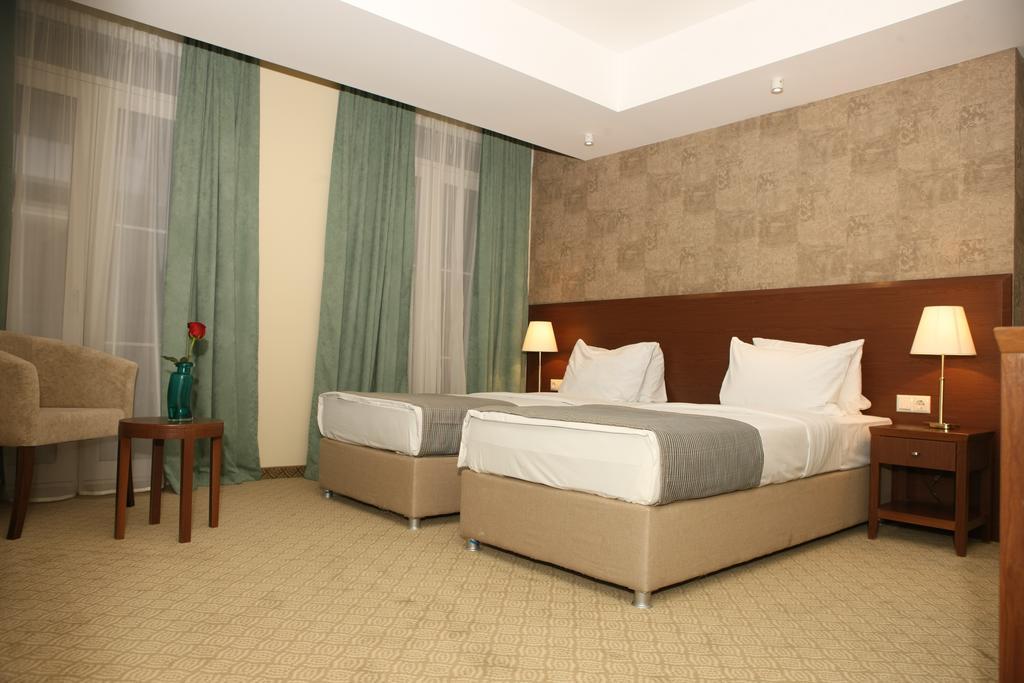 A5 Hotel Tbilisi ภายนอก รูปภาพ