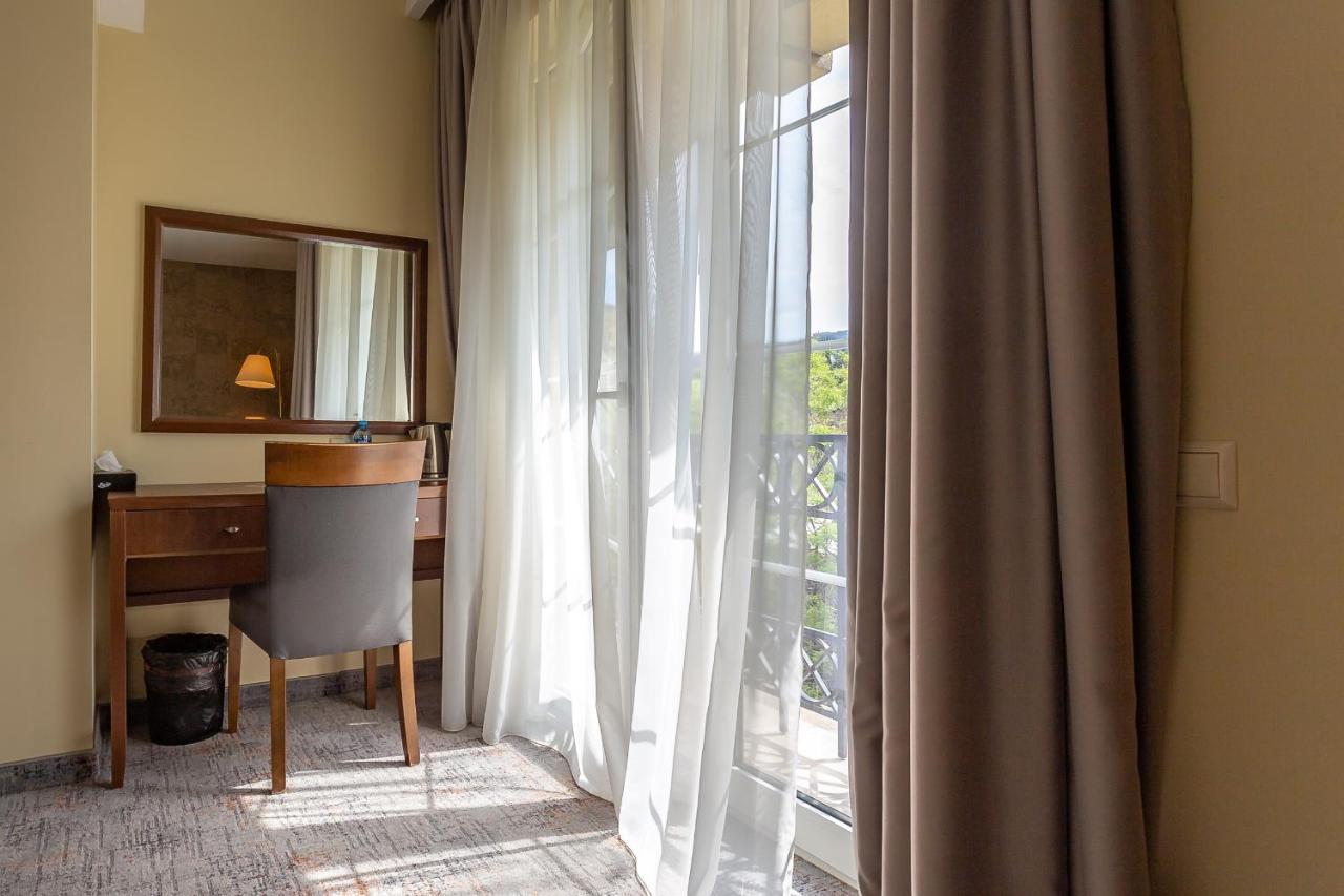 A5 Hotel Tbilisi ภายนอก รูปภาพ