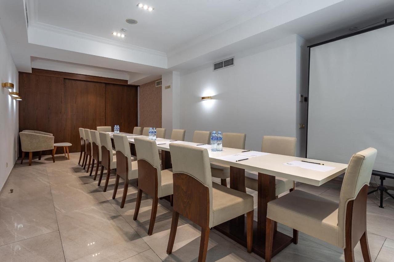 A5 Hotel Tbilisi ภายนอก รูปภาพ
