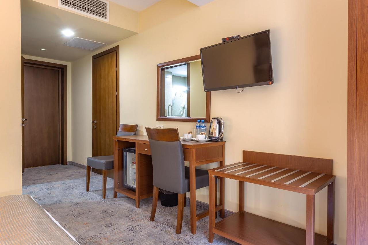 A5 Hotel Tbilisi ภายนอก รูปภาพ