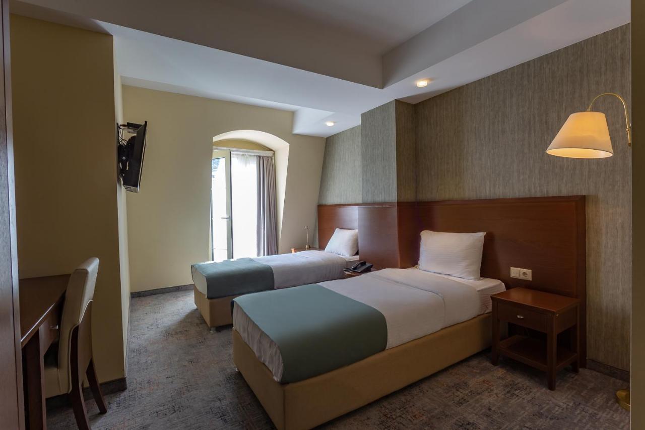 A5 Hotel Tbilisi ภายนอก รูปภาพ